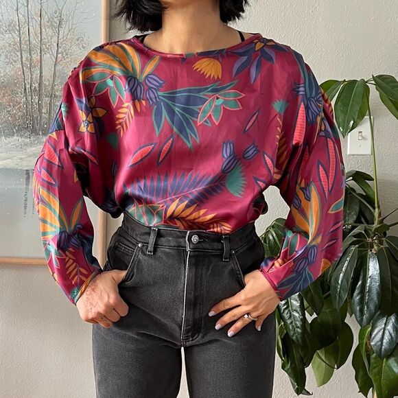 Vintage Pierre Cardin boutique red long sleeve blouse size Medium - Picture 7 of 8